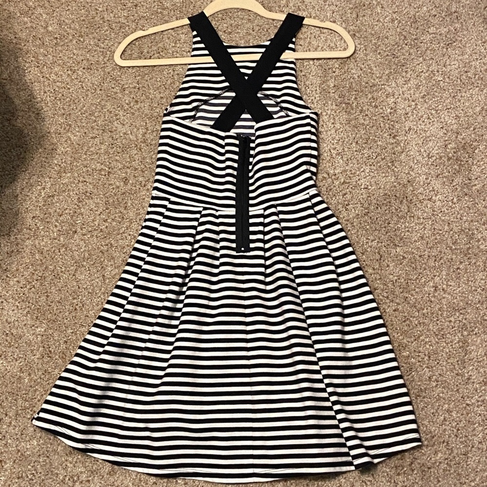 Women’s Medium Black & White Striped Dress